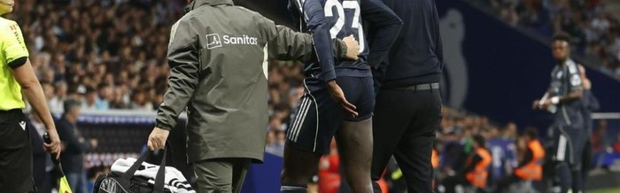 球王会体育-重伤缺阵1年！皇马30岁飞翼考虑退役 本赛季因伤只出战9场|门迪|费兰门迪|巴黎圣日耳曼|皇家马德里|费兰·门迪_新浪体育_新浪新闻